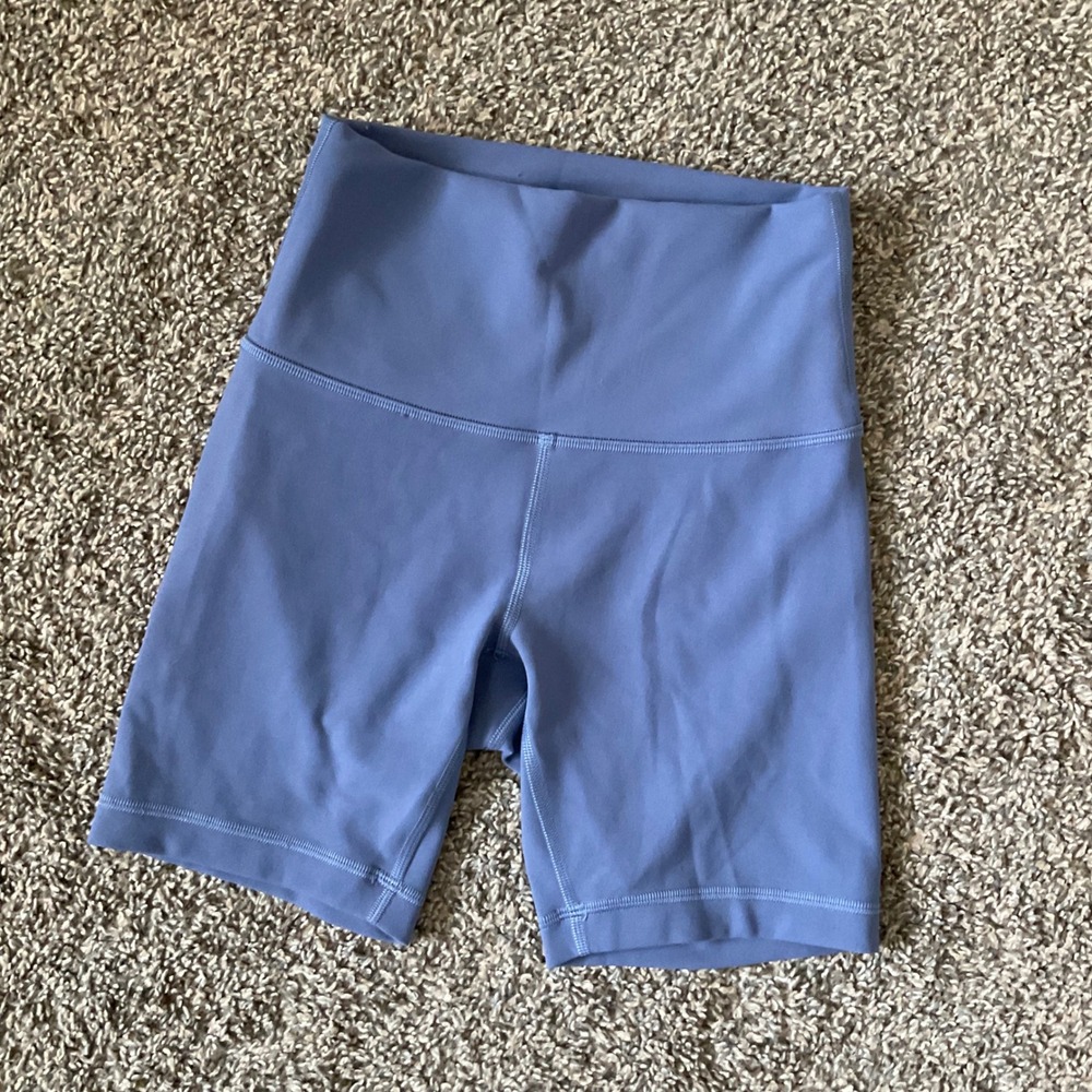 Lululemon Align High Rise Short 6 Inch Periwinkle Blue Size 4 Gym Running